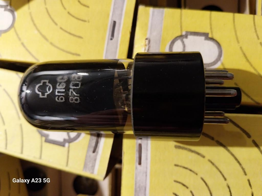 Te koop 89 stuks Russian 6V6 nos, Audio, Tv en Foto, Buizenversterkers, Nnn, Buis of Buizen, Ophalen of Verzenden, Reflector