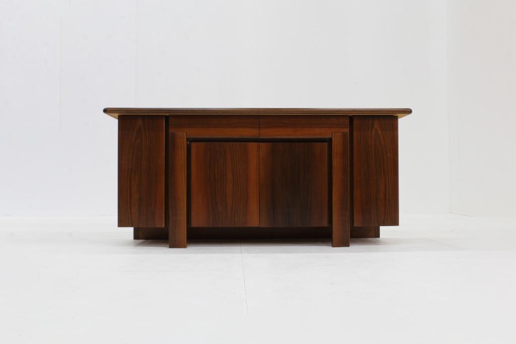 Vintage Italiaans notenhouten dressoir jaren 60, Ophalen, 150 tot 200 cm, Vintage, Italiaans, design, Zo goed als nieuw