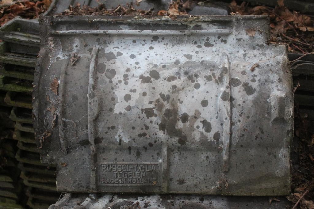 VH dakpannen,  , Russel Tiglia en andere merken, Doe-het-zelf en Verbouw, Dakpannen en Dakbedekking, Ophalen, Gebruikt, Steen of Klei