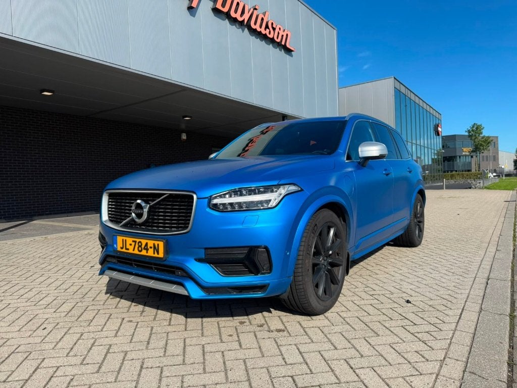 Volvo XC90 2.0 T8 R-Des. 7-pers Luchtv Wrap Maastricht mog., Auto's, 1969 cc, 7 stoelen, Zwart, Plug-in hybride