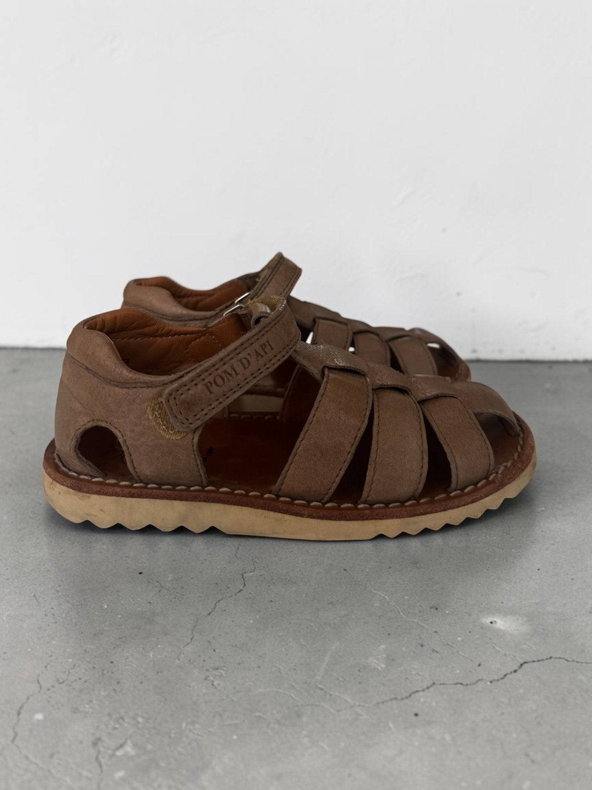 Pom d’Api beige sandalen leer maat 27, Jongen of Meisje, Schoenen, Ophalen of Verzenden, Zo goed als nieuw