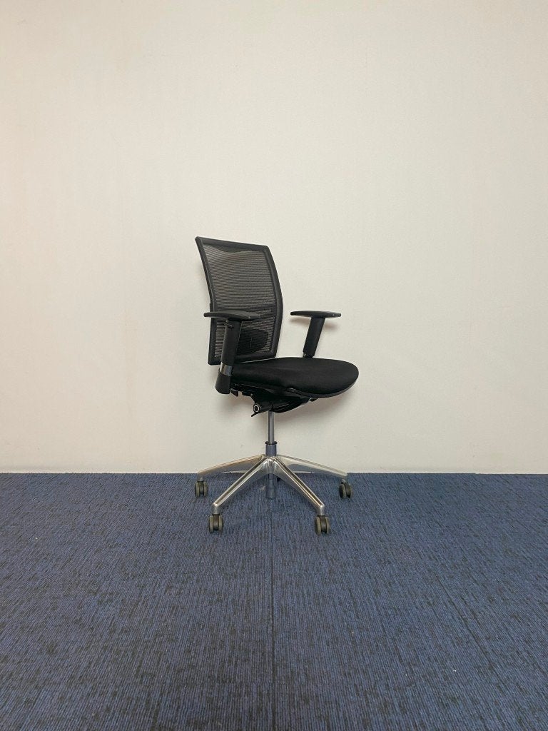 Bureaustoel CS Airtop, zwarte stof, chroom voetkruis