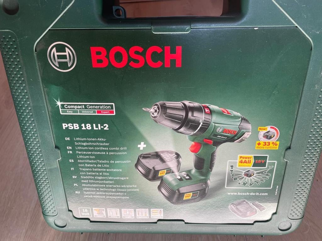 Bosch Schroefboormachine Nieuw in koffer!, Ophalen of Verzenden, Boor- en Schroefmachine