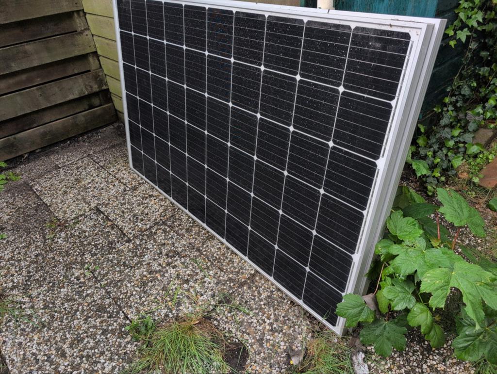 Zonnepanelen Astronergy CHISM6610M(DS)/F-310, Doe-het-zelf en Verbouw, Zonnepanelen en Toebehoren, Ophalen, Gebruikt, Paneel
