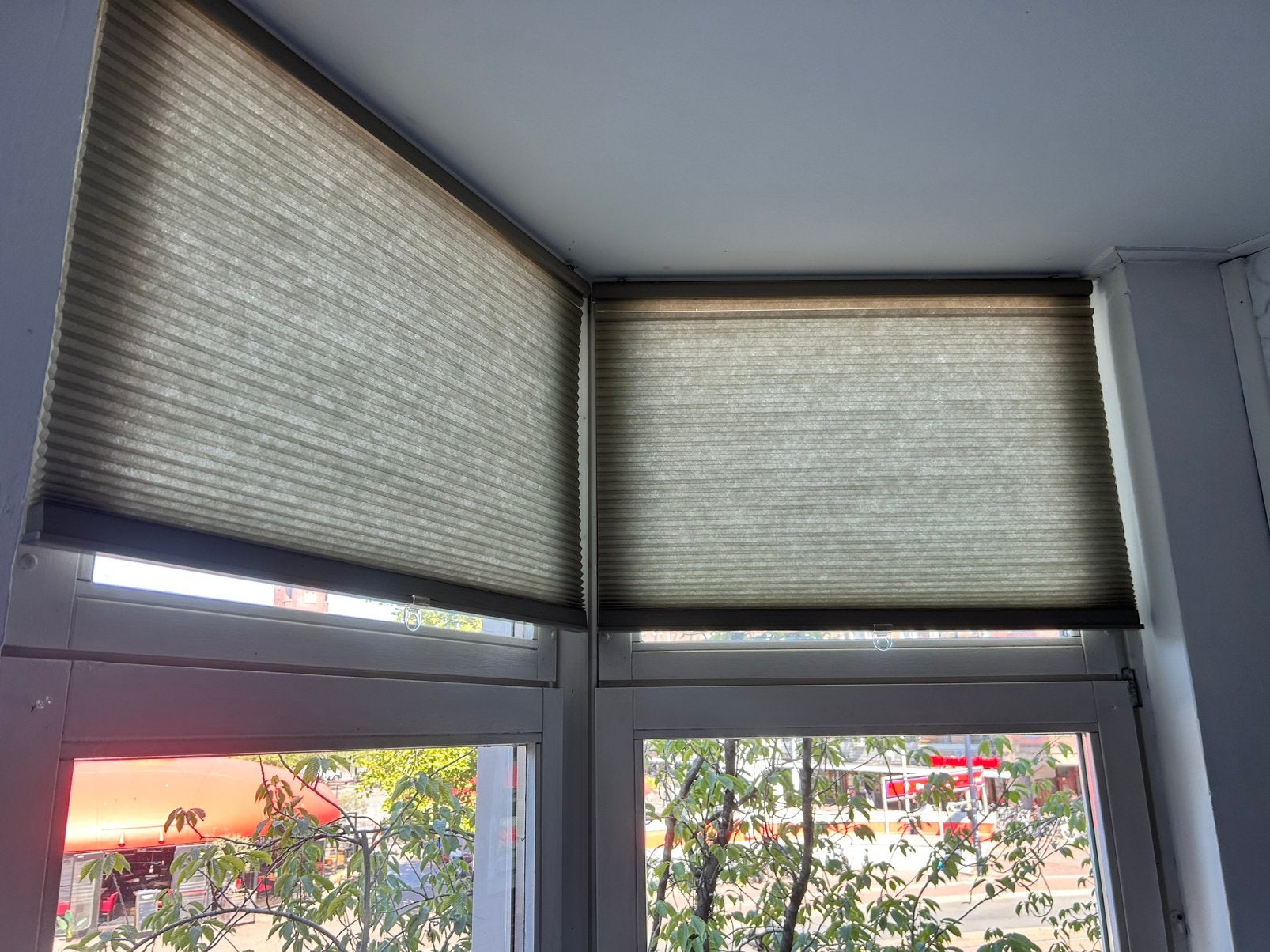 2x plisségordijn van Ikea kleur beige, Huis en Inrichting, Ophalen, Beige, Gordijn, 100 cm