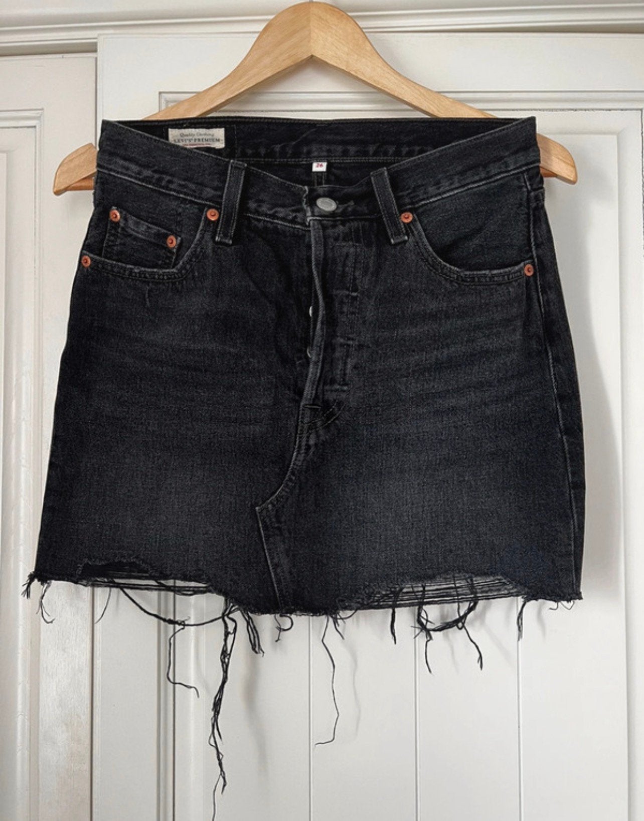 Levi’s rok zwart 26, Kleding | Dames, Rokken, Verzenden, Zwart, Zo goed als nieuw, Maat 36 (S)