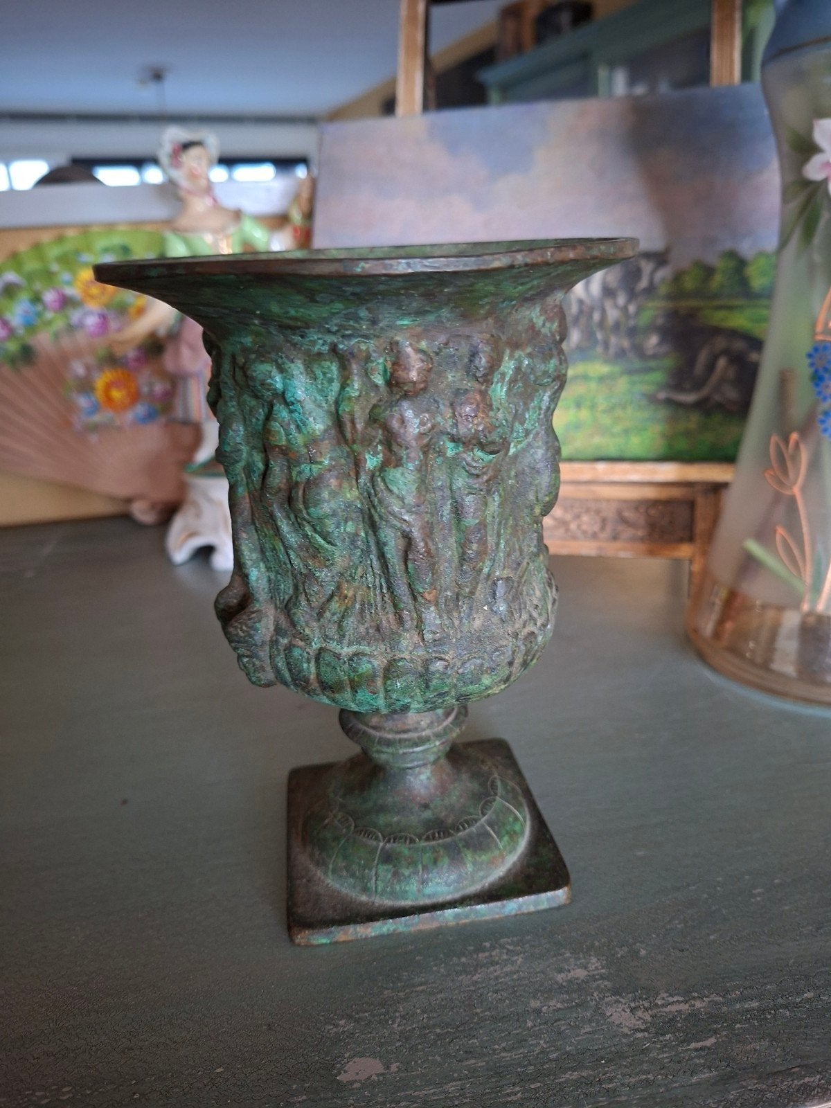 prachtige bronzen vaas met gedetailleerde reliëfs, Antiek en Kunst, Ophalen of Verzenden