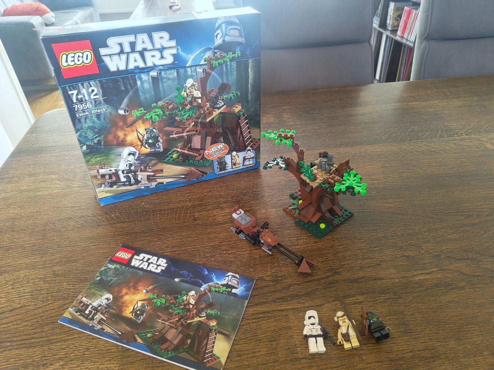 Lego Star Wars Ewok Attack (7956) Complete Set, Kinderen en Baby's, Star Wars, Lego, Ophalen of Verzenden, Zo goed als nieuw