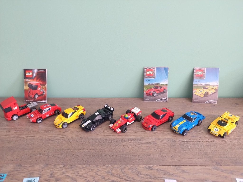 Lego Ferrari Shell racewagens serie 1 en 2 promotional, Compleet, Lego, Ophalen of Verzenden, Zo goed als nieuw