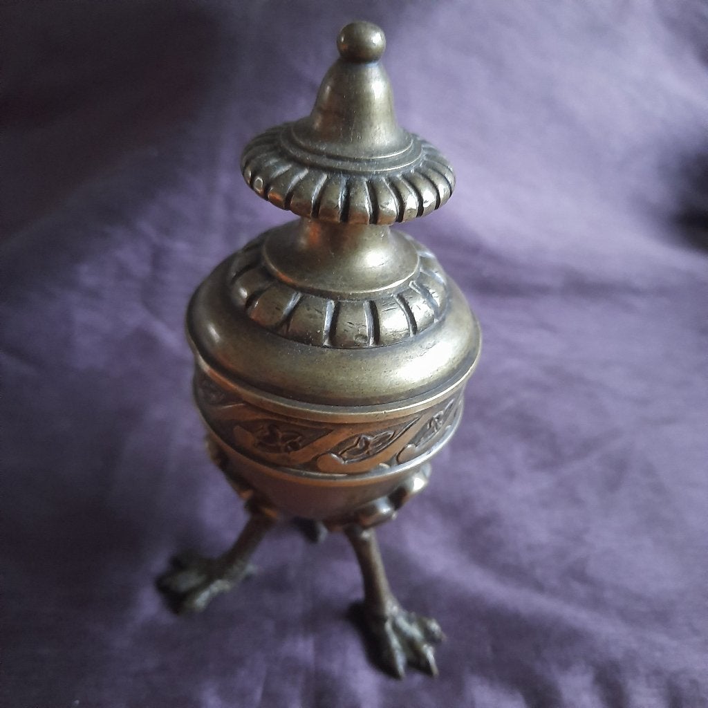 Oud Frans Bronzen Ei Ornament Brons op Vogelpoten, Verzenden, Brons