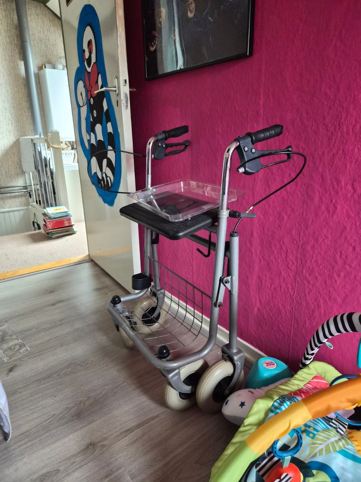 Gratis rollator, Ophalen