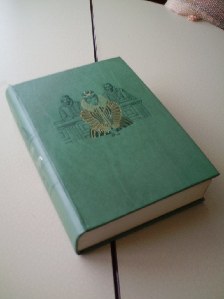Wolven in hermelijn - Hilda Lewis., Boeken, Ophalen of Verzenden, Gelezen