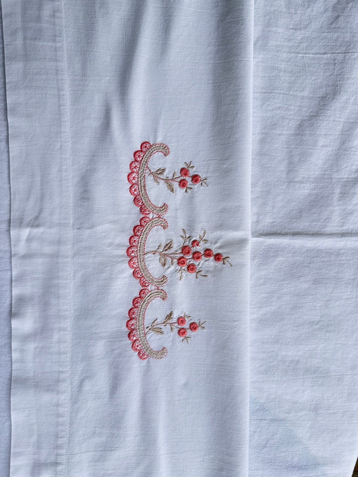 Vintage geborduurd laken met roze bloemen, Wit, Overige typen, Katoen, Ophalen of Verzenden