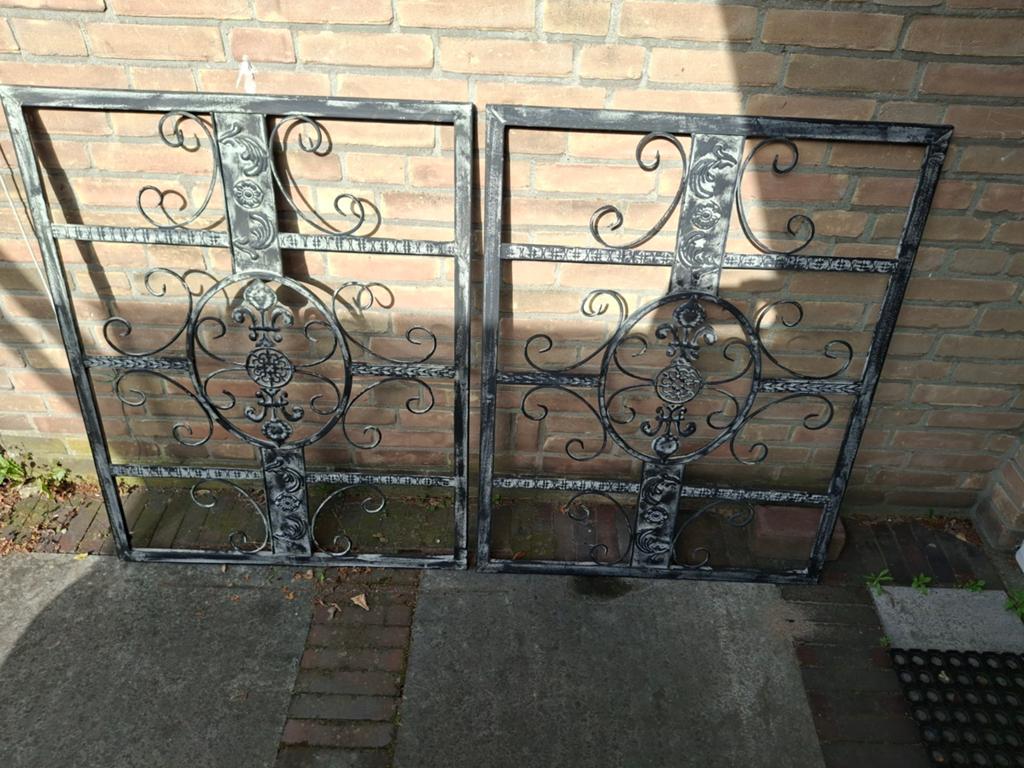 Decoratieve smeedijzeren hekwerkdelen tuin, Ophalen, Gebruikt, IJzer, Sierhekwerk