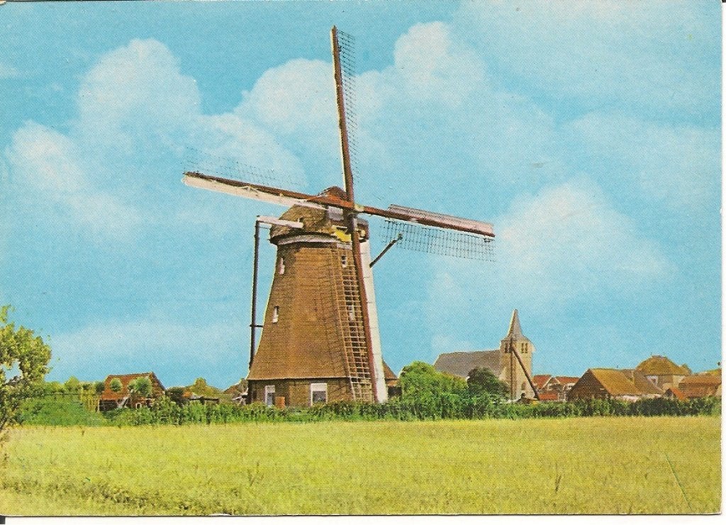 Goudriaan, N.H. Kerk en Molen - Oude Ansichtkaart, Verzamelen, Ansichtkaarten | Nederland, Ophalen of Verzenden, 1960 tot 1980