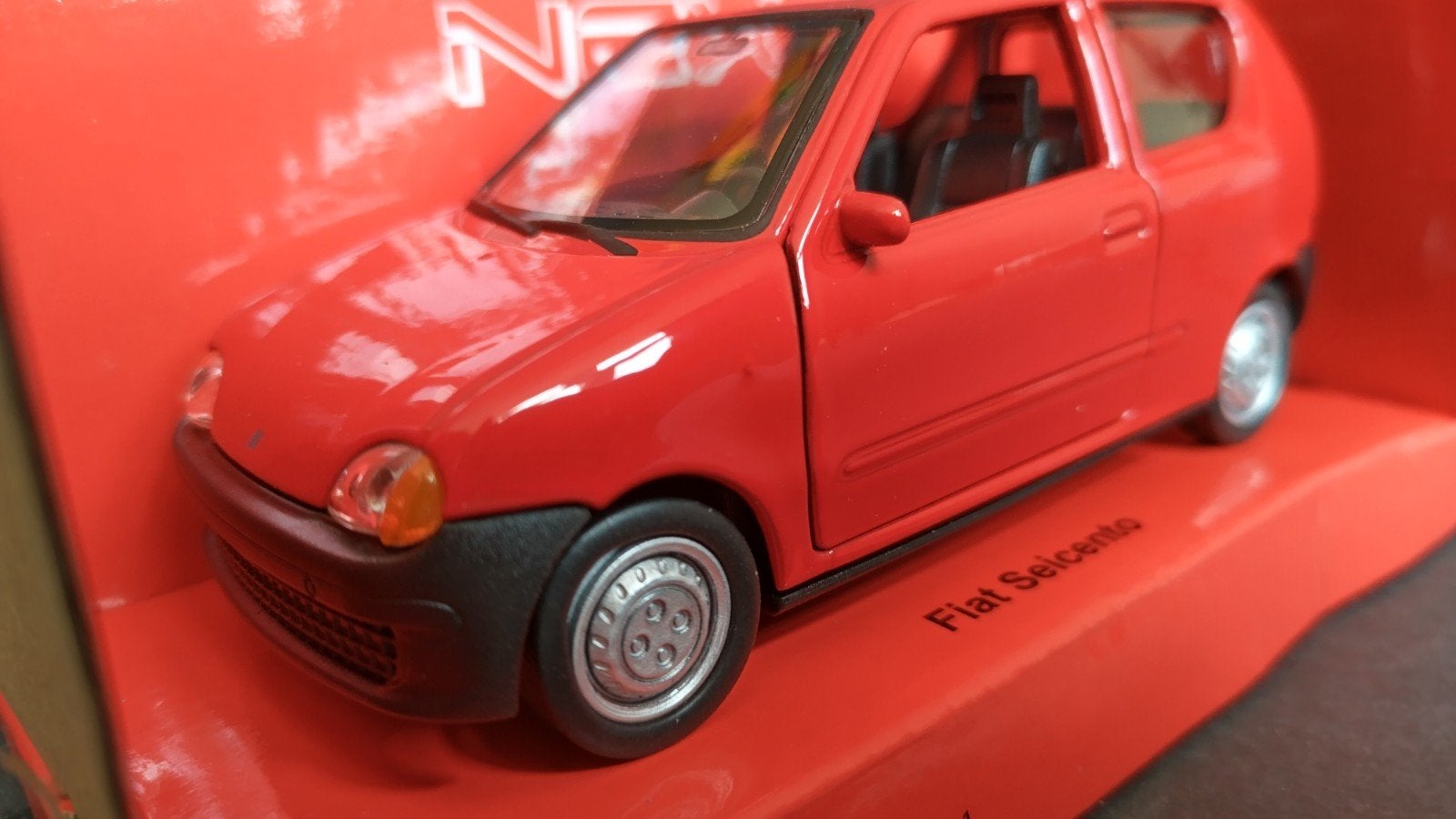Fiat Seicento Rood 1:36 Welly Nex Pol, Auto, Verzenden, ., Nieuw
