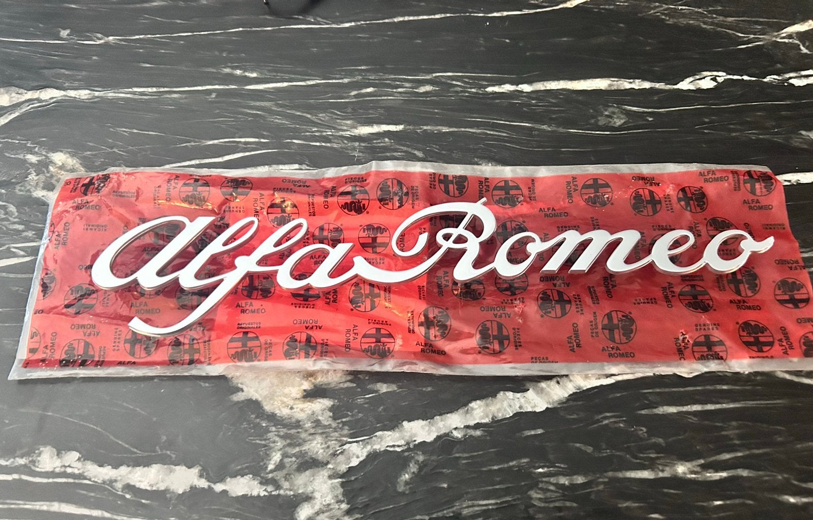 Alfa Romeo embleem nos Spider zagato 105, Auto-onderdelen, Ophalen of Verzenden, Nieuw, Alfa Romeo, Bumper