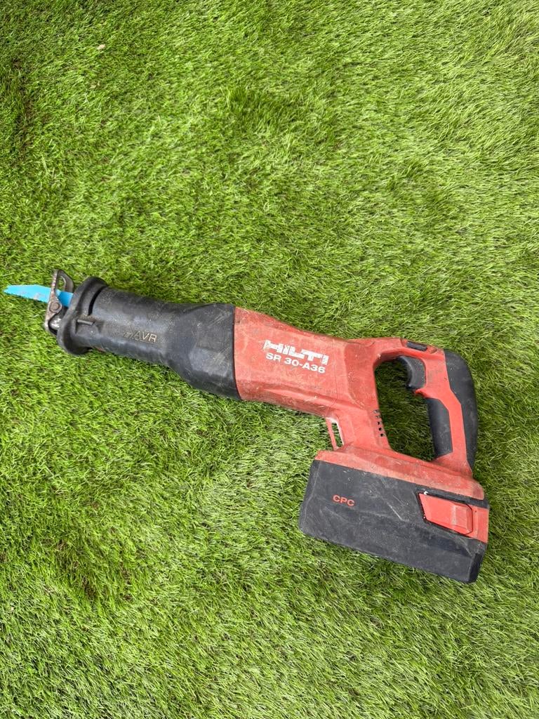 Hilti recipro zaag, Ophalen of Verzenden, Zo goed als nieuw, Overige typen