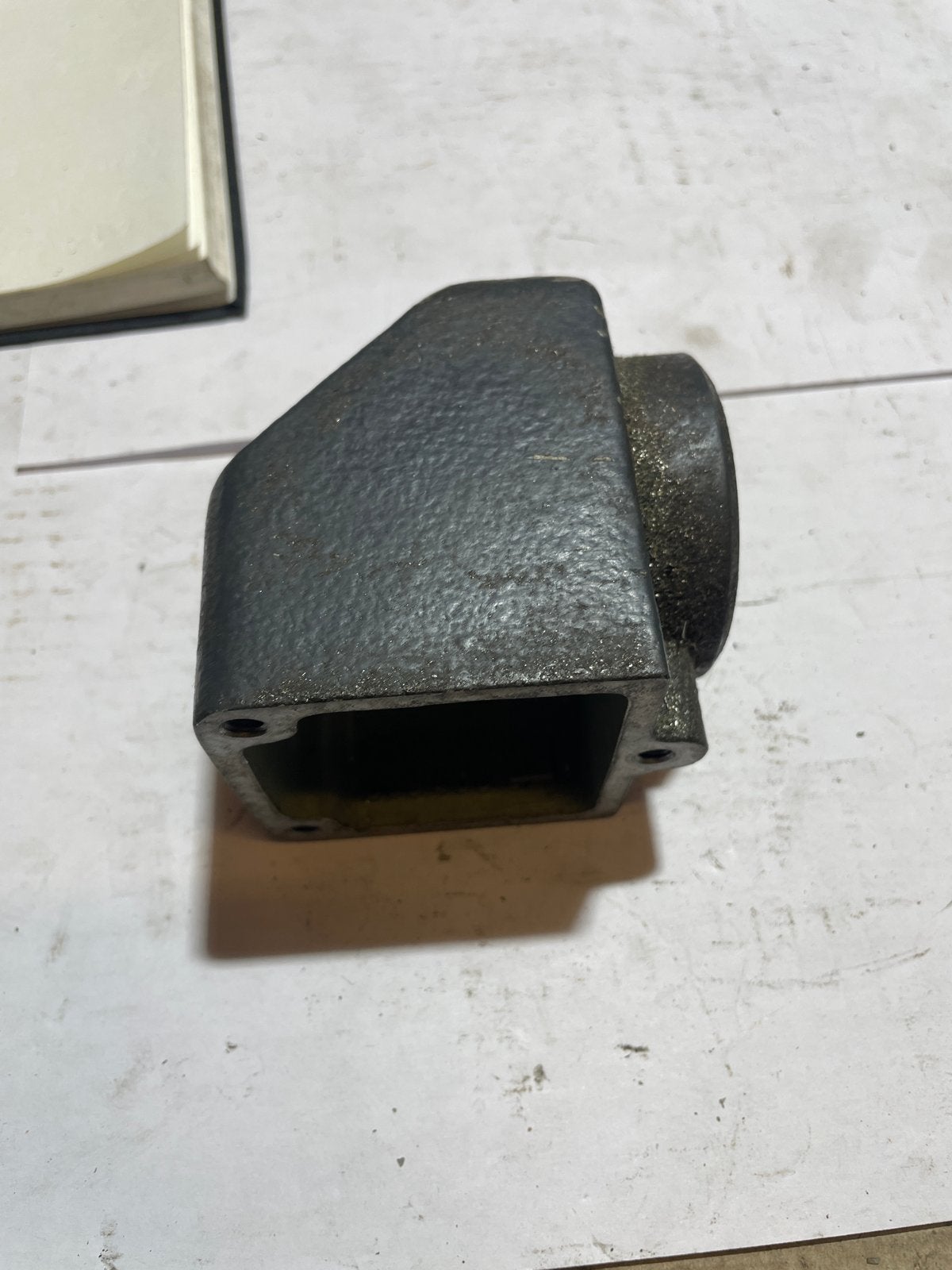 Dekel gietijzeren behuizing voor freesmachine, Ophalen