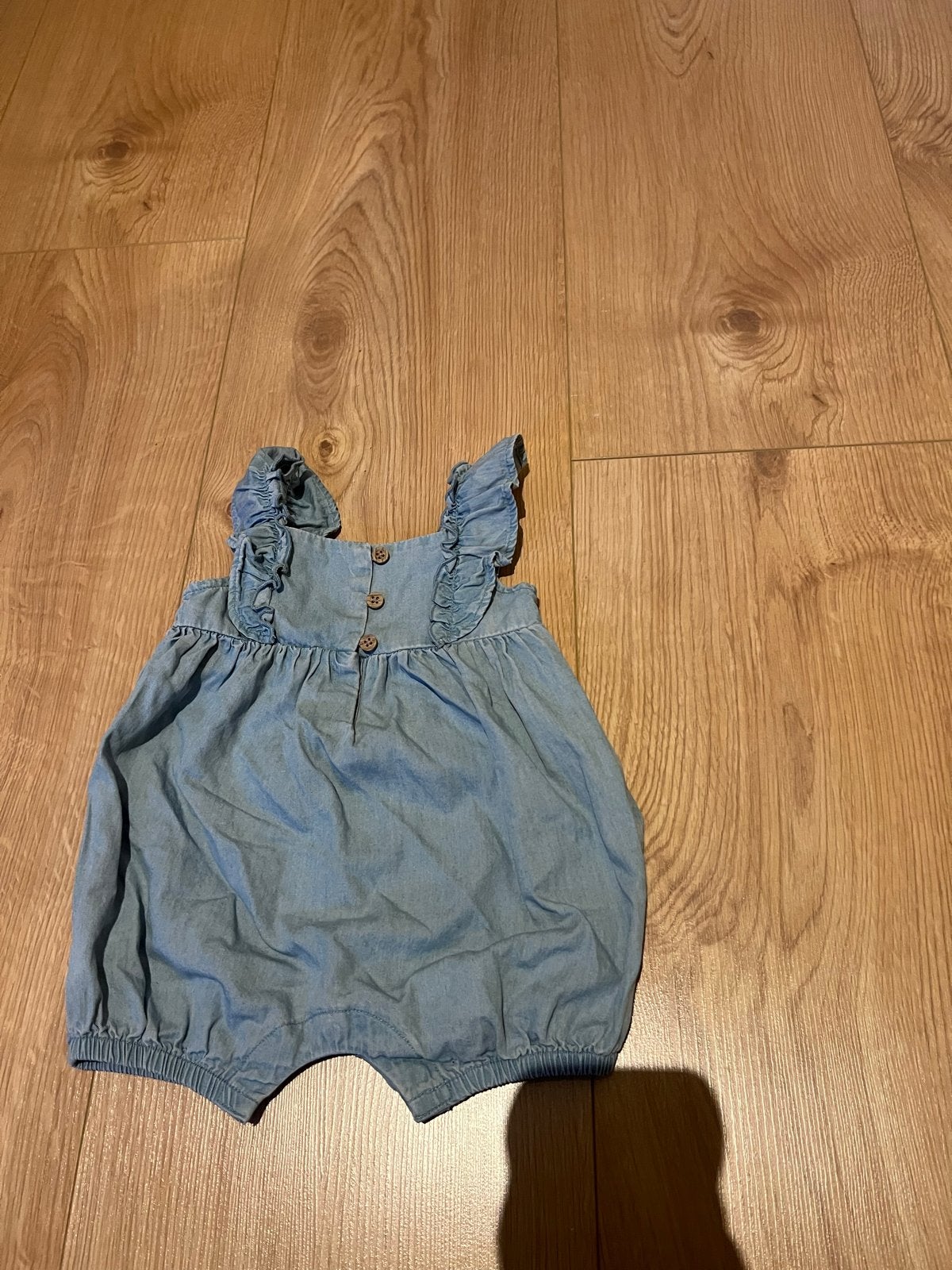 Schattige Carter's denim romper voor baby's (3m), Ophalen of Verzenden, Zo goed als nieuw, Meisje