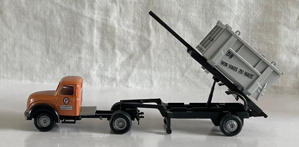 Brekina 4269: Magirus Mercur met afzetbak von Haus zu Haus, Ophalen of Verzenden, Gebruikt, Bus of Vrachtwagen, Brekina