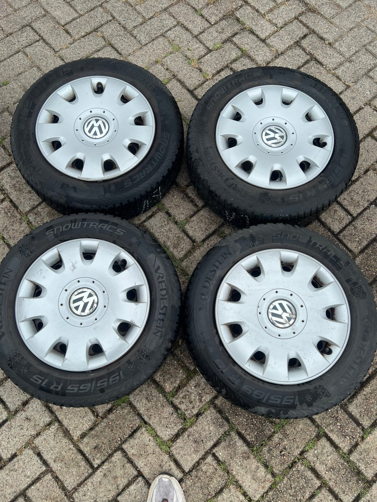 2x 195/65/15 Volkswagen Sets met stalen velgen, Ophalen