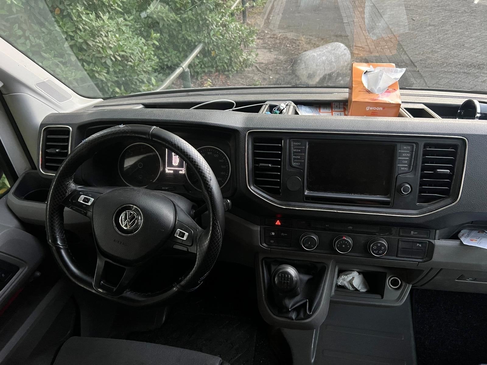 Volkswagen Crafter GB 2.0 TDI 102pk L4h3 449/3500 FWD 2019, Voorwielaandrijving, 4 cilinders, Volkswagen, Wit