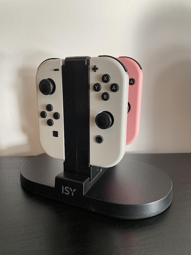 ISY opberg-/oplaadstation voor controllers | Nintendo Switch, Ophalen of Verzenden, Gebruikt, Switch, Overige typen