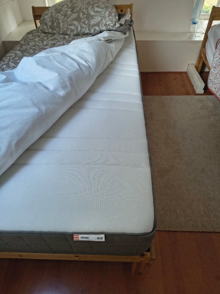 IKEA Hovag matras 90 x 200, 2 stuks, Ophalen, 90 cm, Eenpersoons, Zo goed als nieuw