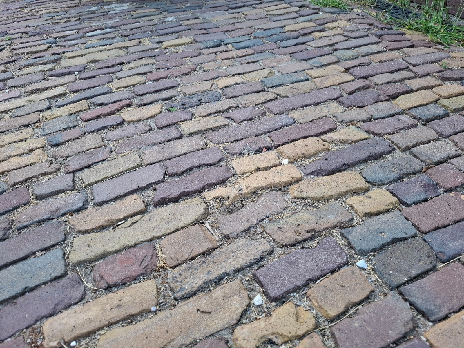 28 m² Oud gebakken waaltjes breukformaat - Authentieke stijl, Tuin en Terras, Tegels en Klinkers, Ophalen