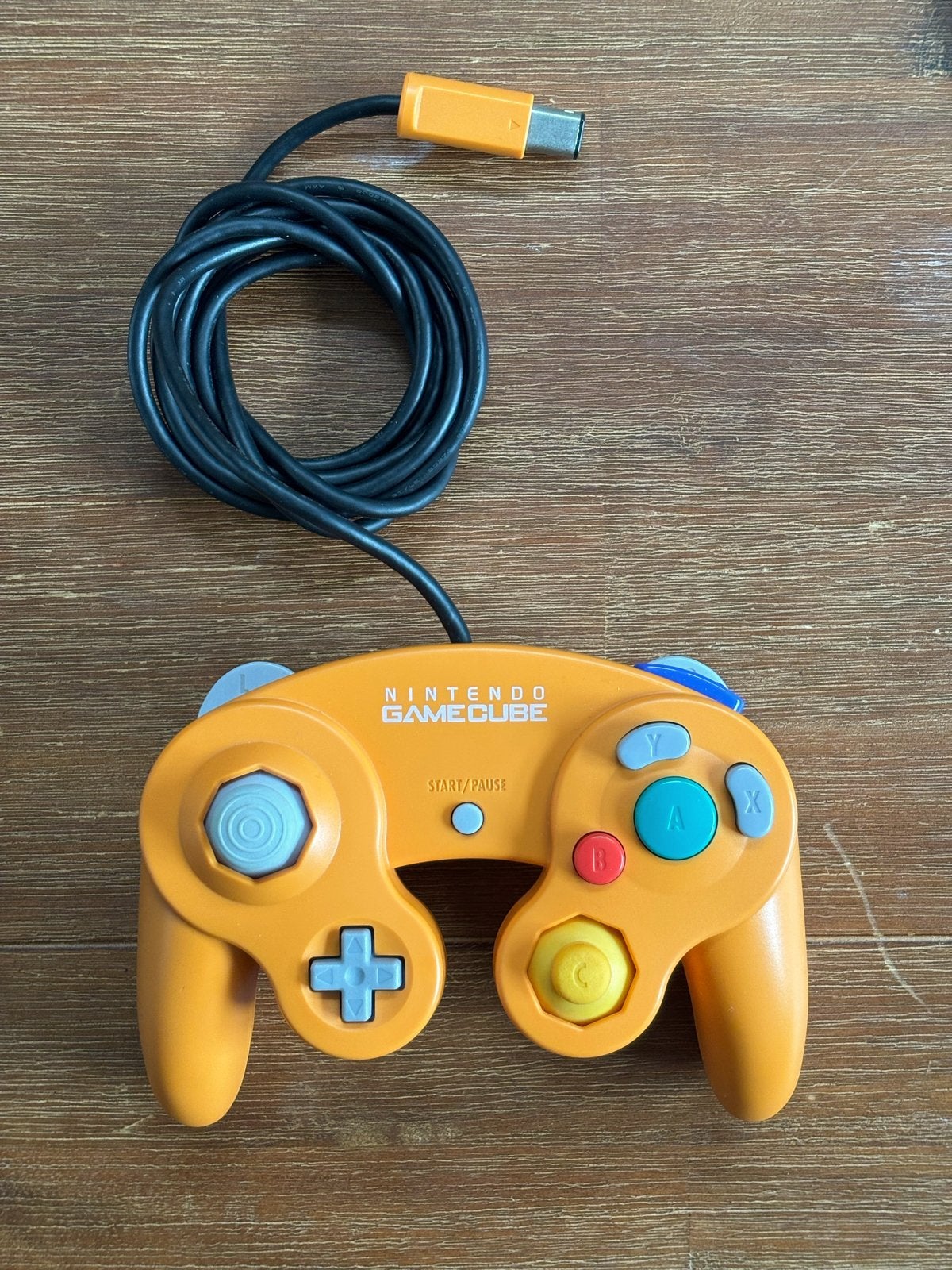 GameCube Controller Spice Orange - Japan exclusief, Spelcomputers en Games, Ophalen of Verzenden, Zo goed als nieuw, Overige kleuren