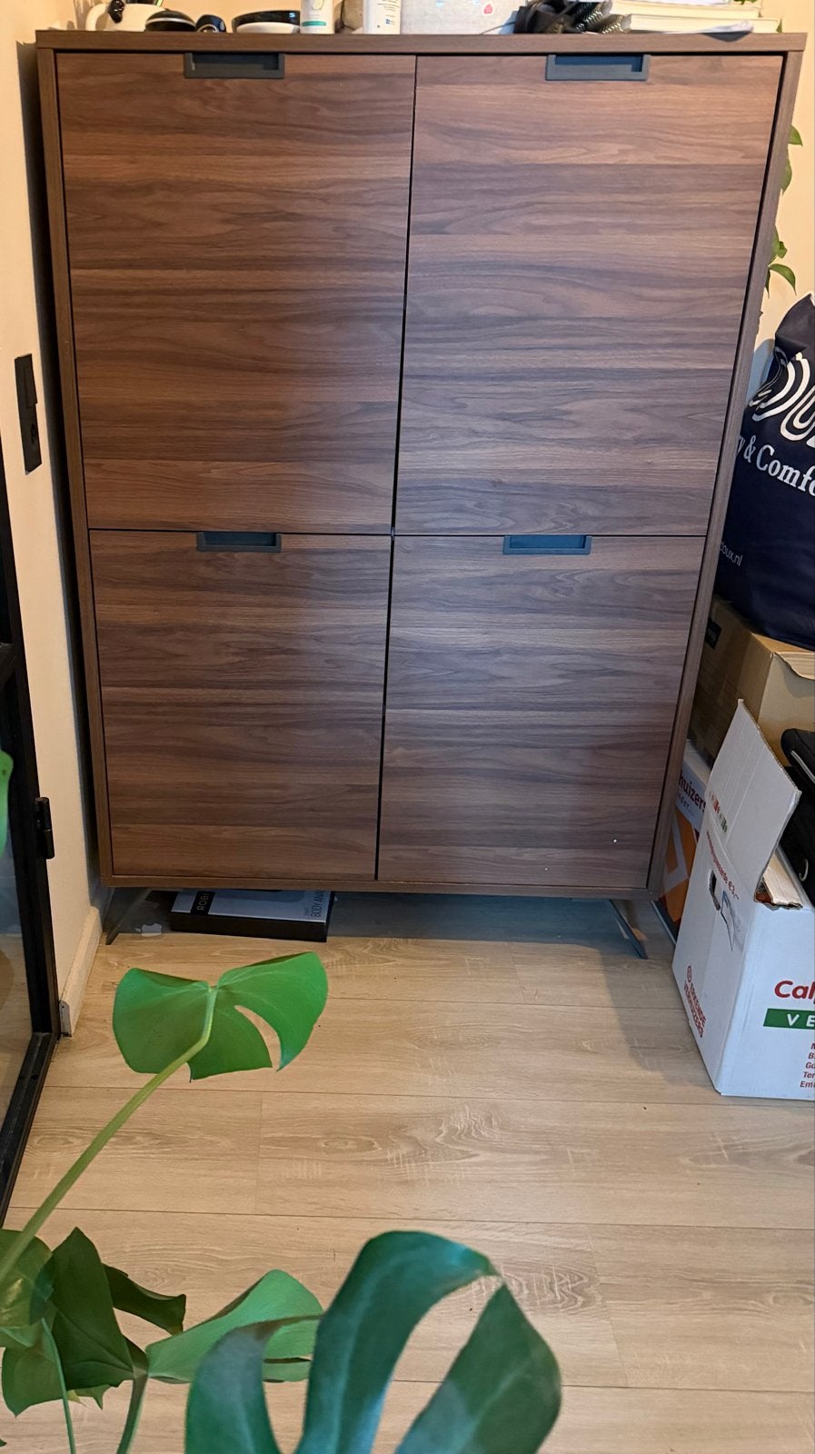 Mooie commode dressoirkast walnootkleurige houtlook, Ophalen, 100 tot 150 cm, 150 tot 200 cm, Overige houtsoorten