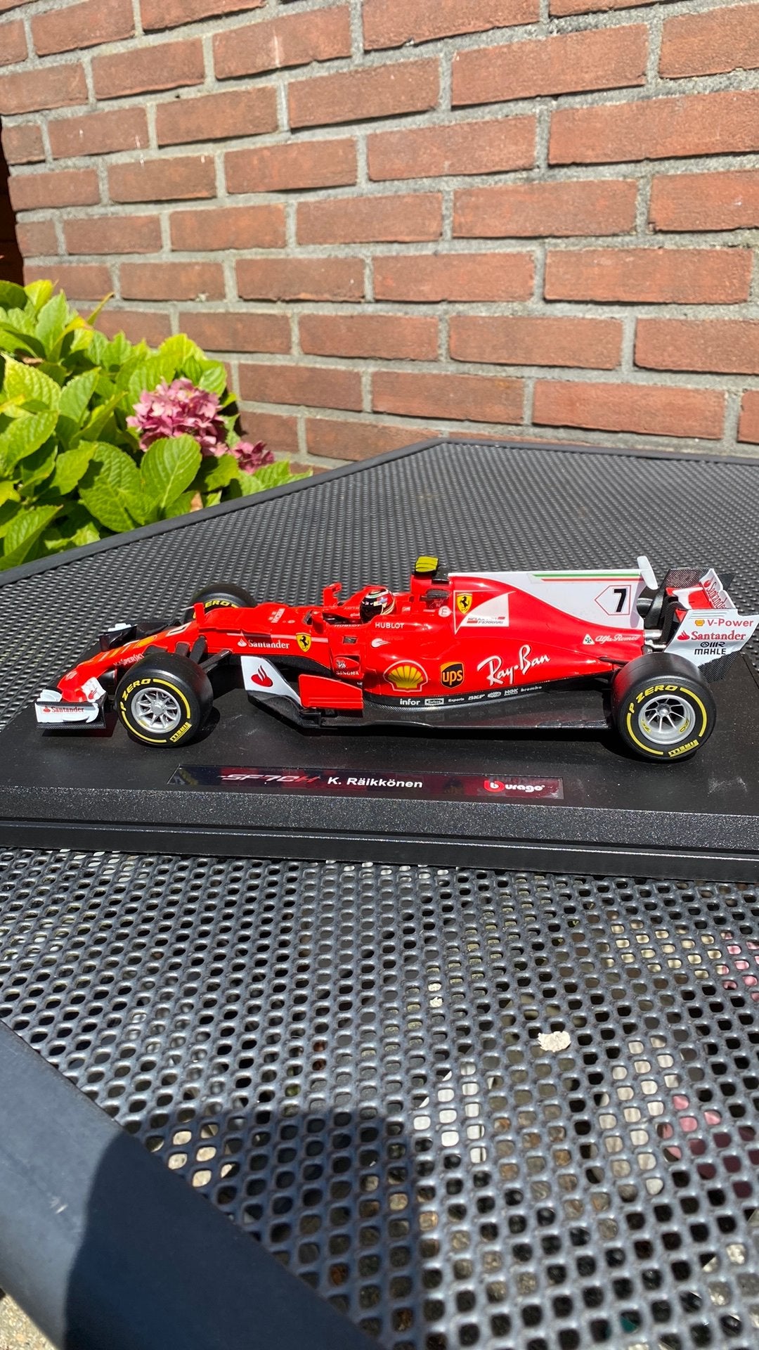 Mooi model Ferrari Formule 1, Hobby en Vrije tijd, Modelauto's | 1:18, Ophalen of Verzenden, Zo goed als nieuw, Bburago