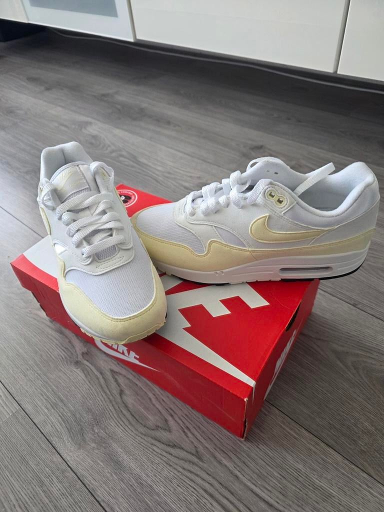 Nieuwe nike air sneakers, Kleding | Dames, Schoenen, Ophalen of Verzenden, Nieuw, Sneakers of Gympen