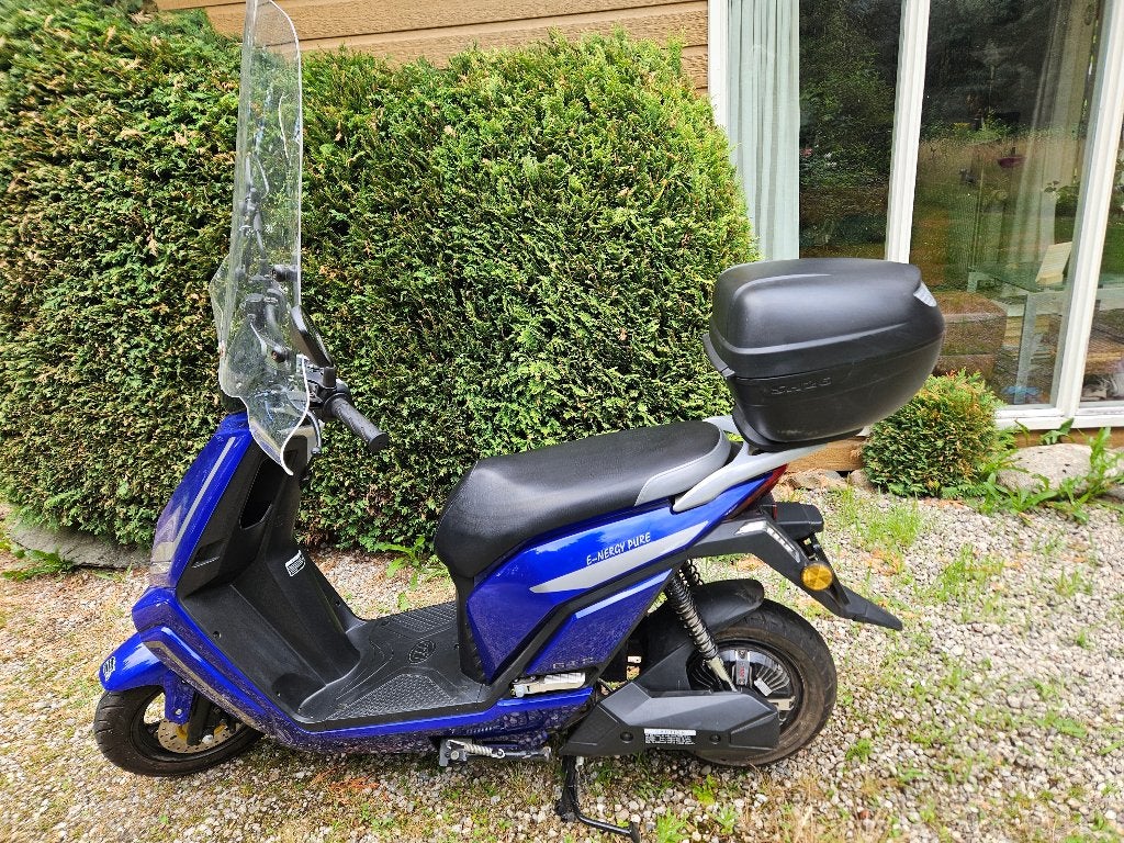 Elektrische snorscooter met weinig kilometers, Elektrisch, Zo goed als nieuw, Ophalen, Overige merken