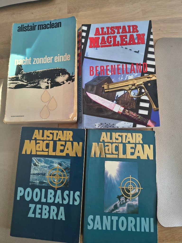 Boeken alistair maclean, Boeken, Ophalen of Verzenden, Gelezen