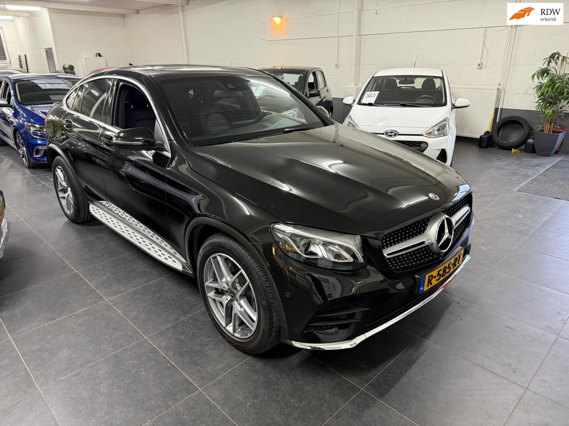 Mercedes-Benz GLC-klasse Coupé 300 4MATIC, Auto's, Mercedes-Benz, Dealer onderhouden, Gebruikt, 4 cilinders, Zwart