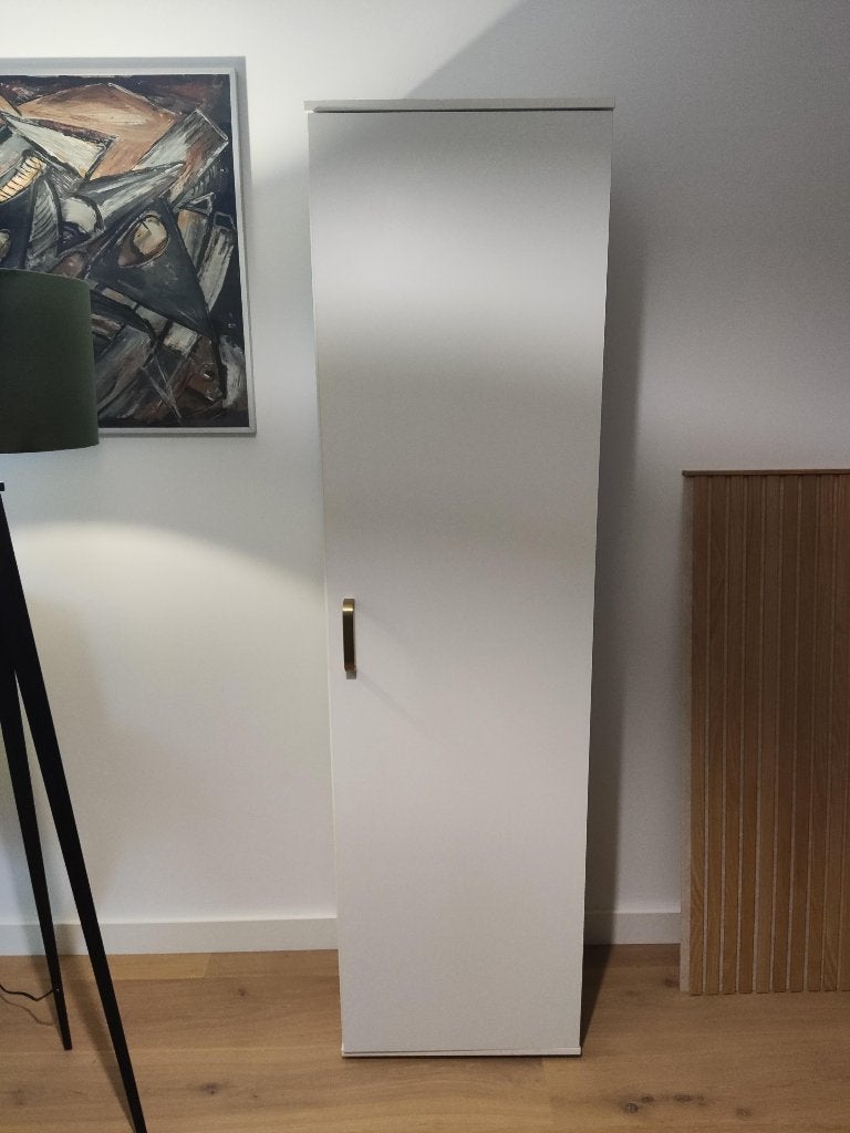 Witte kast met planken, Ophalen, Zo goed als nieuw