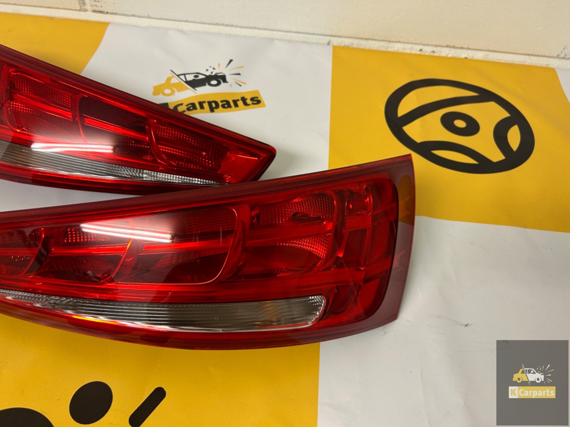 Audi Q3 Achterlicht Links/Rechts 8U0945093/8U0945093, Info@fabrikant.eu, Fabrikantstraat 1
1000 AA  Amsterdam, NL, Fabrikant BV