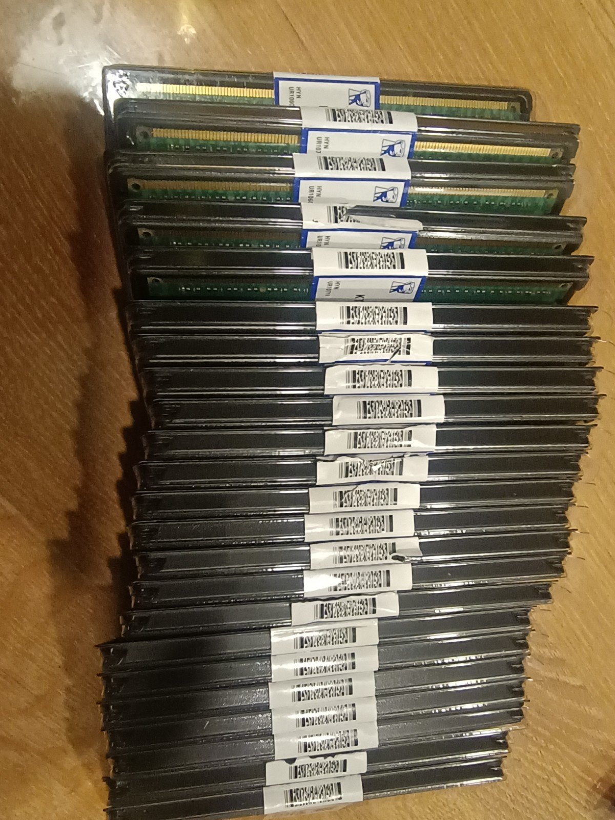 24x Samsung 4GB DDR3 ECC Registered geheugenmodules, Computers en Software, Gebruikt, Server, DDR3, Ophalen of Verzenden