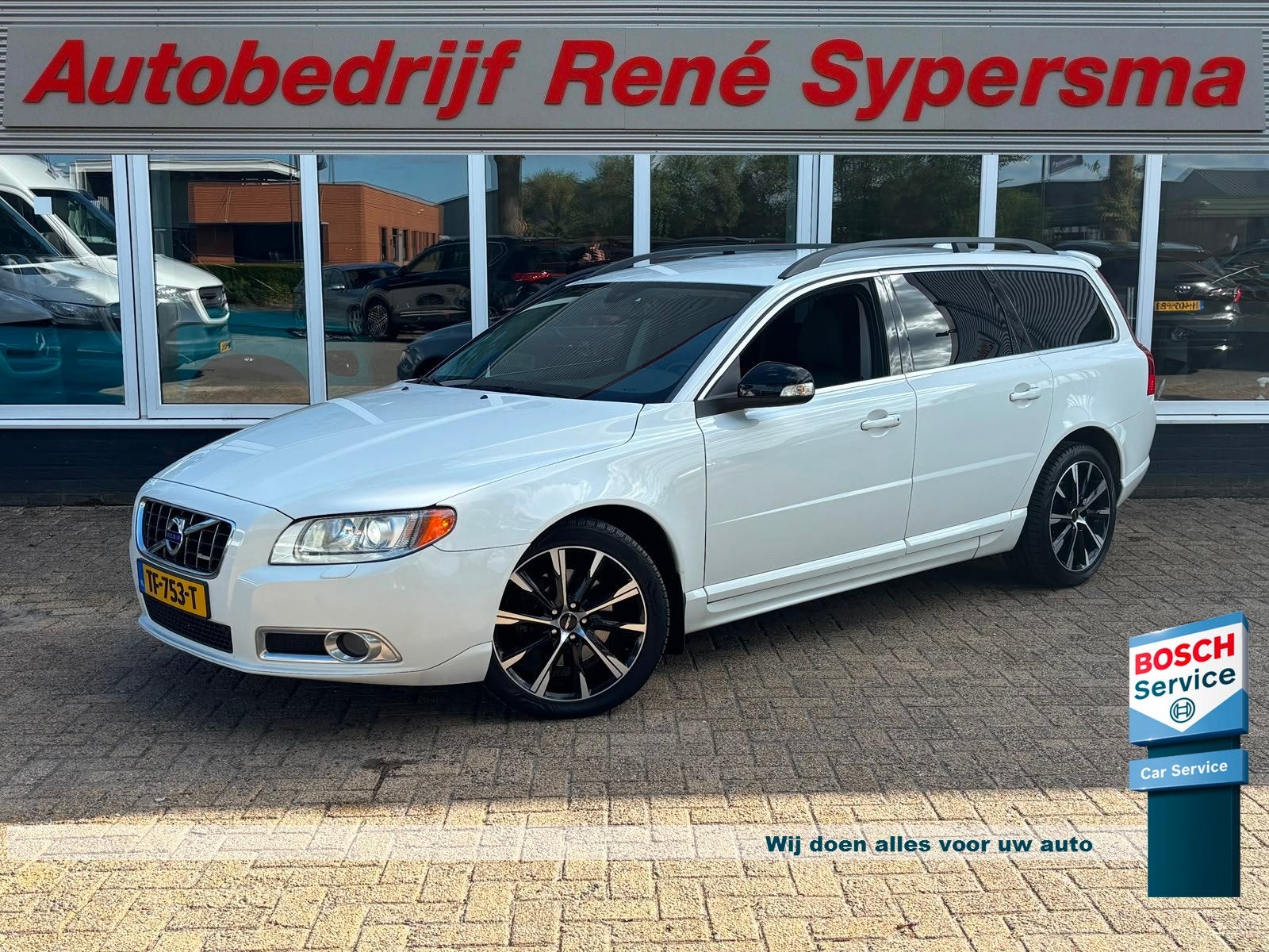 Volvo V70 2.5T Summum | Trekhaak | Stoelverwarming | Parkkee, Auto's, Volvo, 232 pk, Zwart, Leder en Stof, 1567 kg
