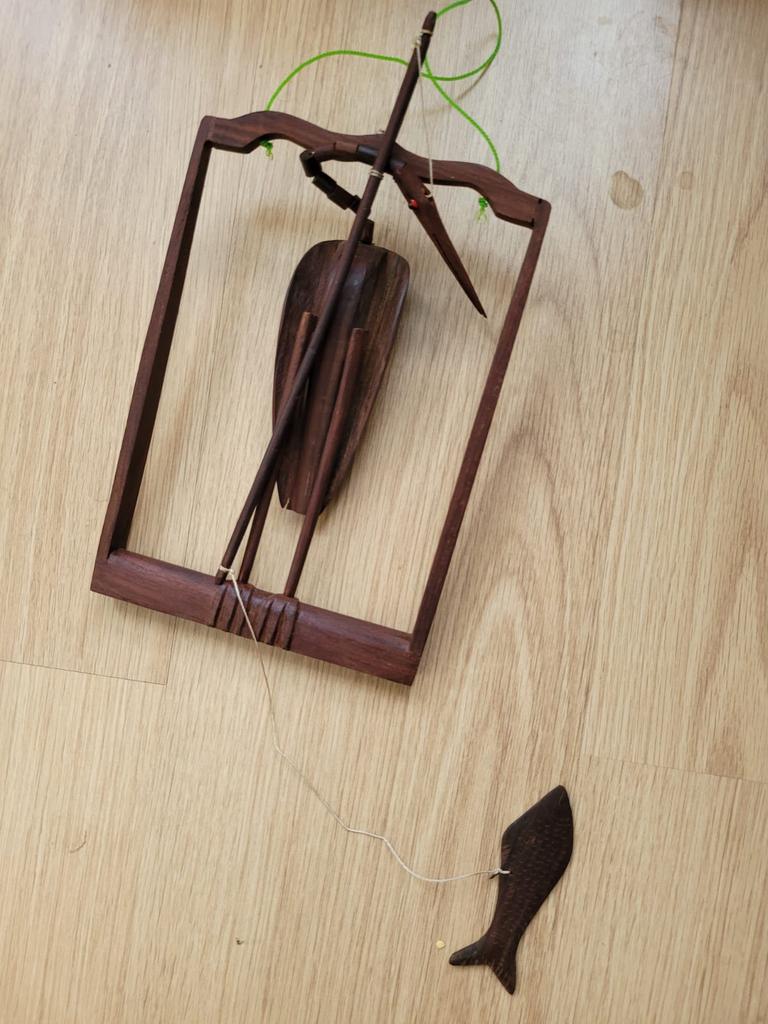 Vogel met vis houten raamhanger hanger uit thailand, Ophalen of Verzenden, Gebruikt, Hout