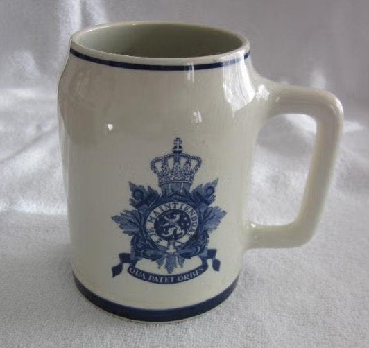Koninklijke Marine oude Delftsblauwe bierpul ., Ophalen of Verzenden, Marine, Nederland, Overige typen