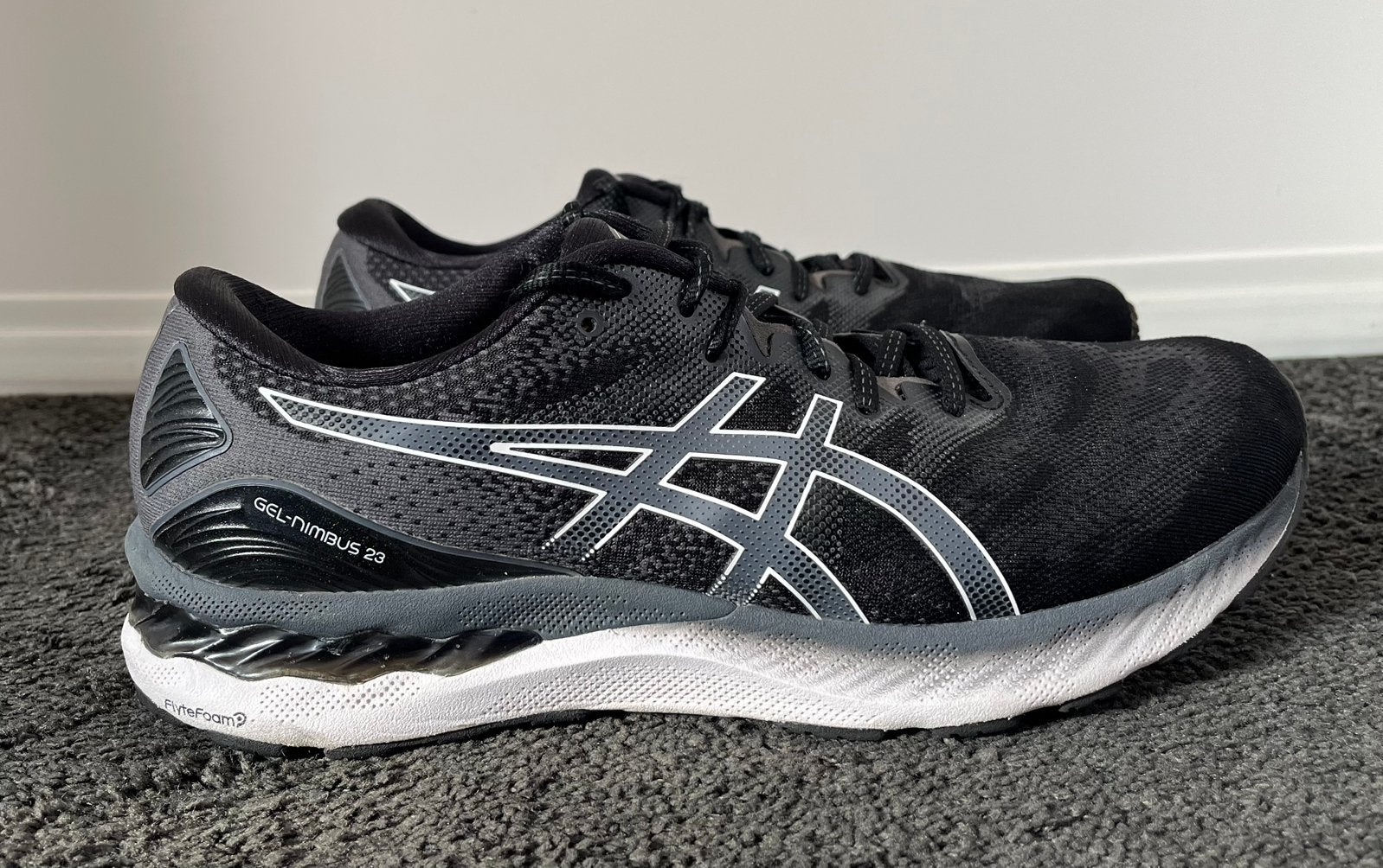 Asics Gel-Nimbus 23 hardloopschoenen maat 45 (Z.G.A.N.), Sport en Fitness, Loopsport en Atletiek, Hardloopschoenen, Ophalen of Verzenden