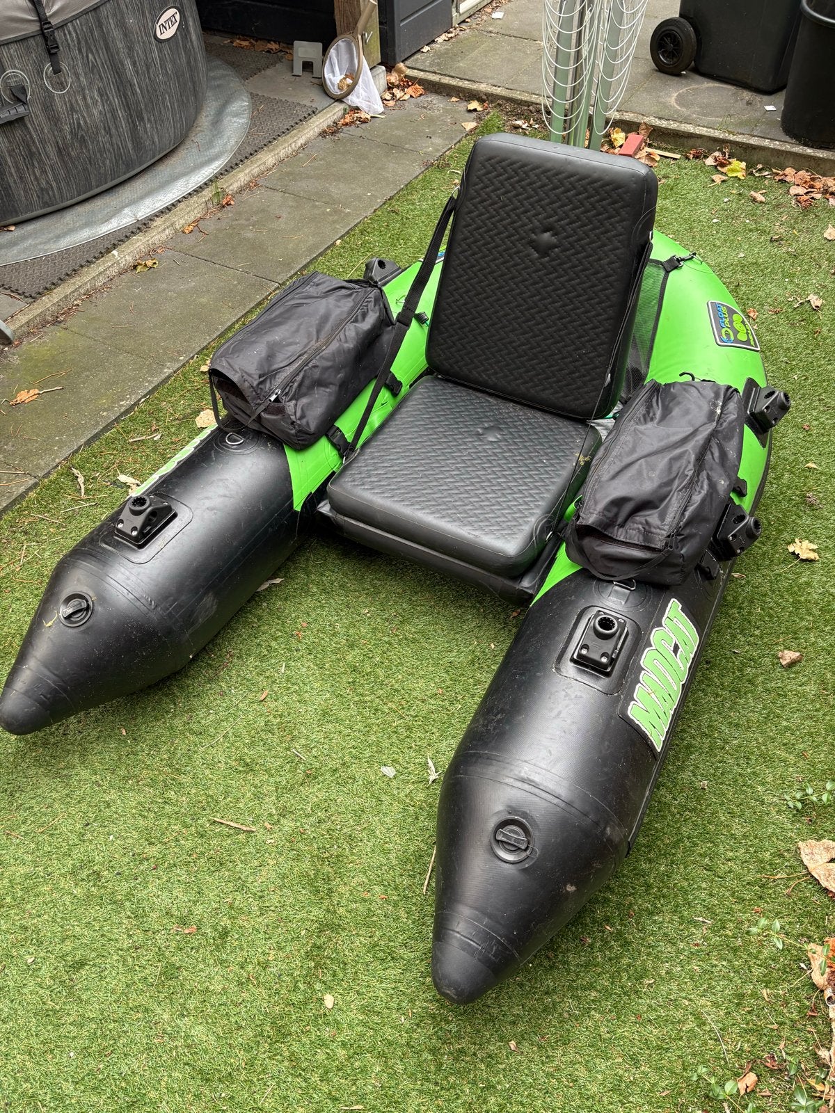 Madcat float plus ready 180 bellyboot, Ophalen, Gebruikt