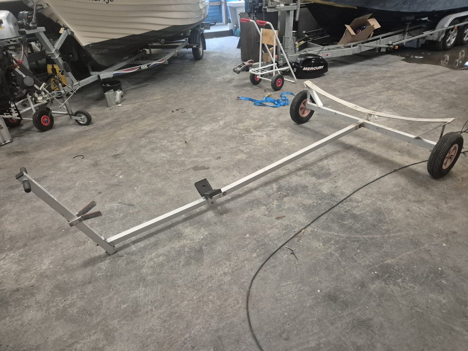 Kalf Strandtrailer, Watersport en Boten, Ophalen, Zo goed als nieuw