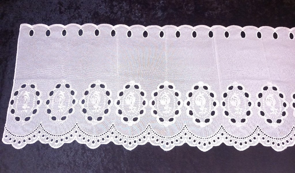 3 kant en klaar valletjes met kant 40 cm hoog rozen wit, Overige merken, Wit, Nieuw, 216 cm