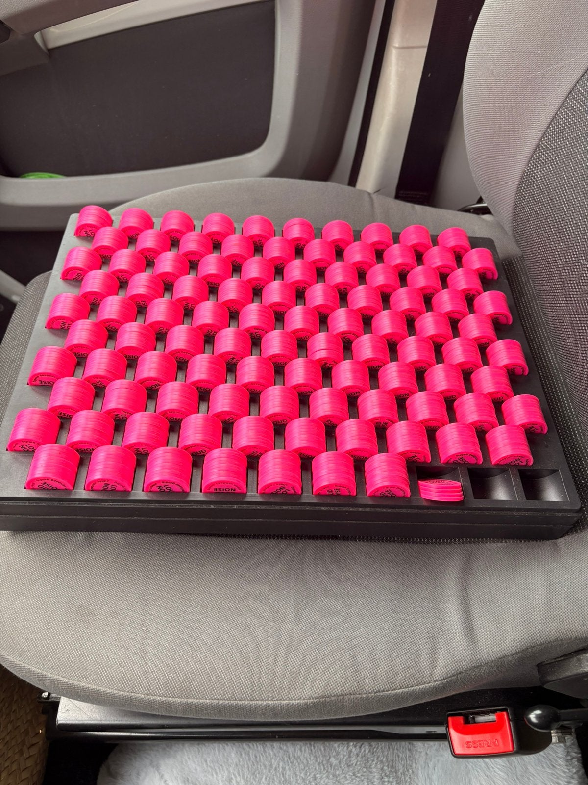 Roze consumptie munnten met tray, Ophalen of Verzenden, Zo goed als nieuw, Overige typen