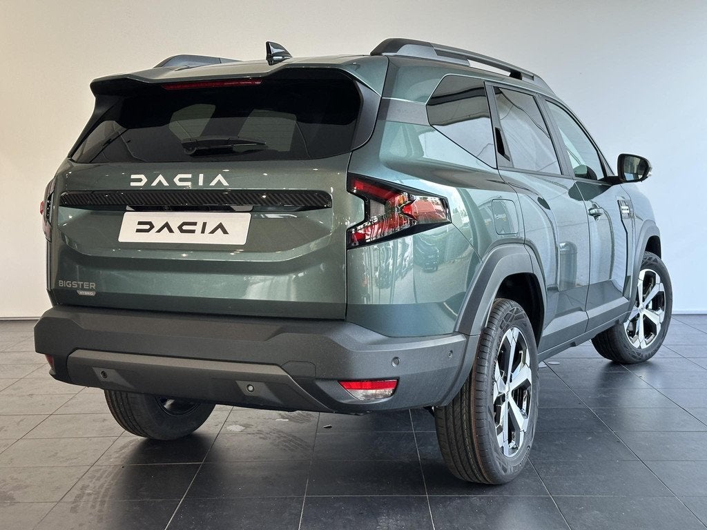Dacia Bigster 1.8 Hybrid 155 Journey HOGE VOORRAADKORTING IN, 1793 cc, Stof, Met garantie (alle), Automatische klimaatregeling