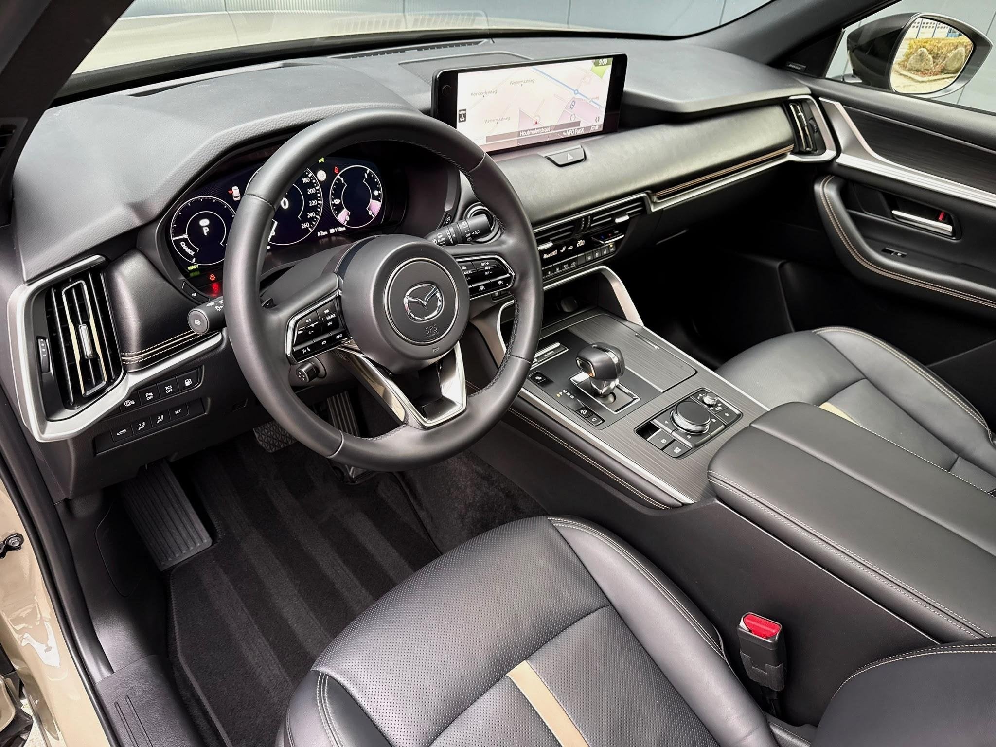 Mazda CX-60 2.5 e-SkyActiv PHEV Homura Plus Pano / tr.hk, Auto's, Automaat, Gebruikt, Euro 6, 4 cilinders